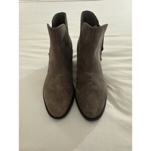 Clarks Collection Leather Healed Ankle Boots Scene Zip Dark Taupe